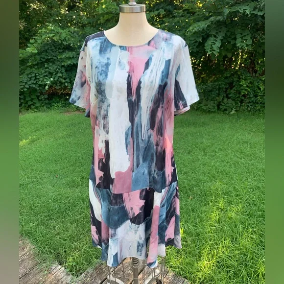 Paint Streak Artistic Dress - Picture 4 of 16